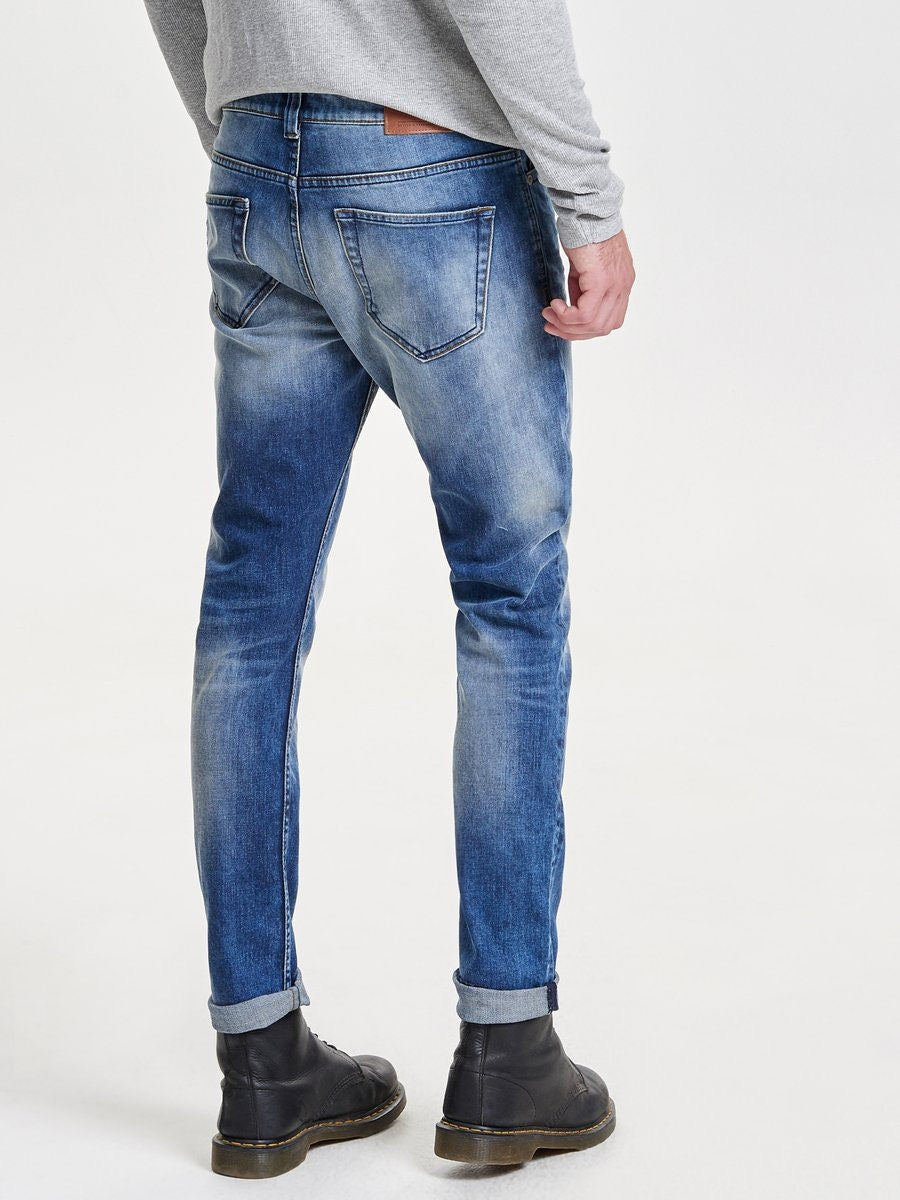 LOOM MED BLUE DNM 3944