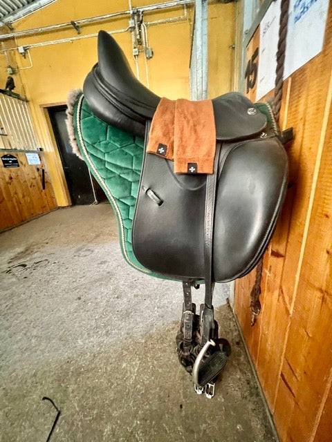 Ridstrumpa Allround Jordbrun 75 % Merinowolle