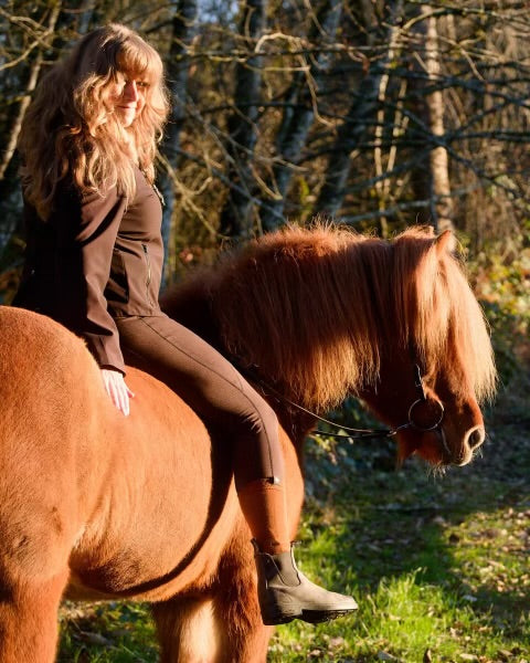 Ridstrumpa Allround Jordbrun 75 % Merinowolle