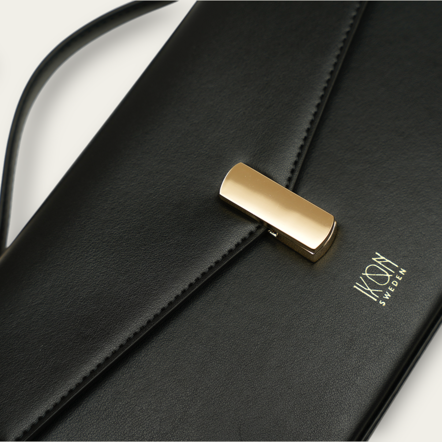 Berlin Clutch & Shoulder Bag-4