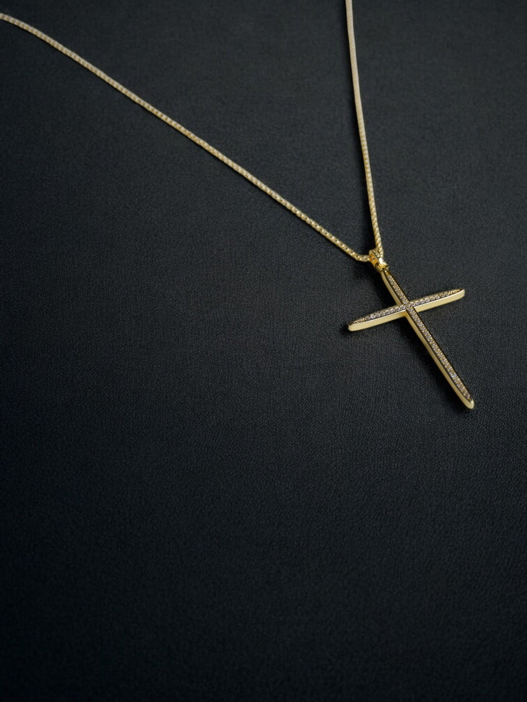 The Cross necklace