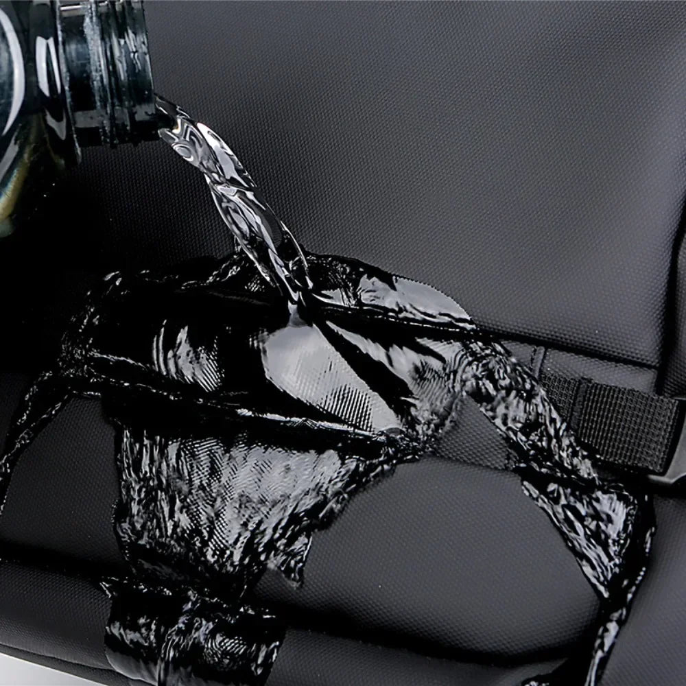 40-Liter-Rucksack mit wasserabweisendem USB-Ladeanschluss