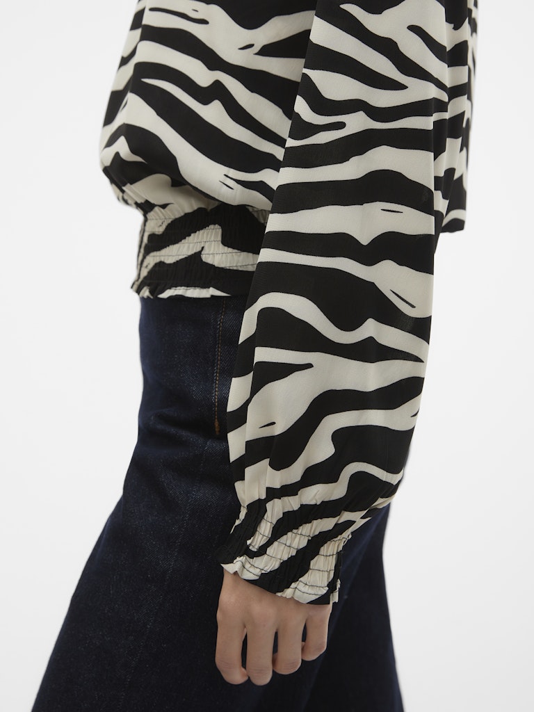 SHILAH NAJA LS SHORT TOP