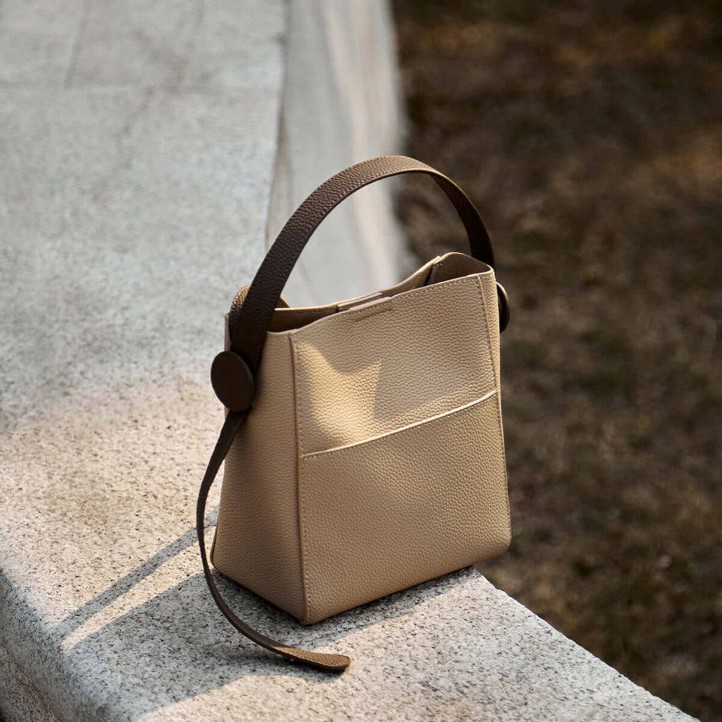 Alexa Daily Leather Bucket Bag-3