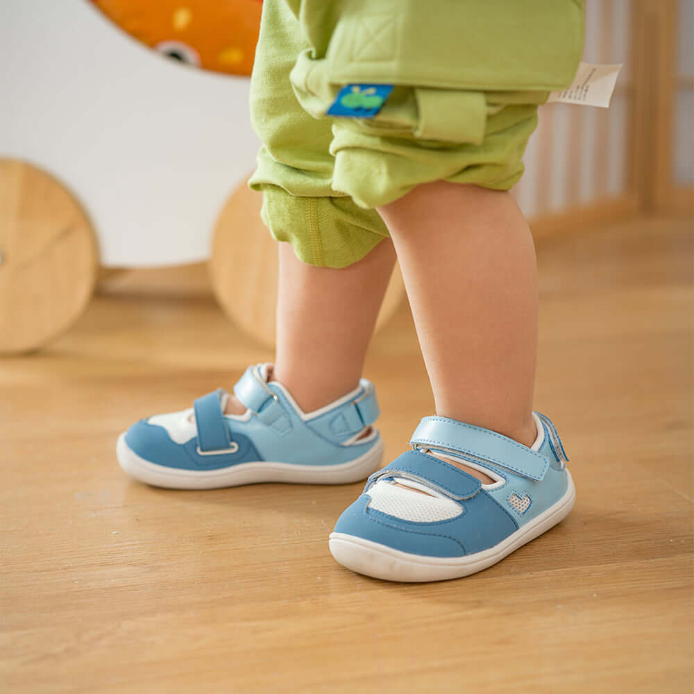 Beaming Baby Soft-Sole Double Velcro Strap Walking Shoes-4