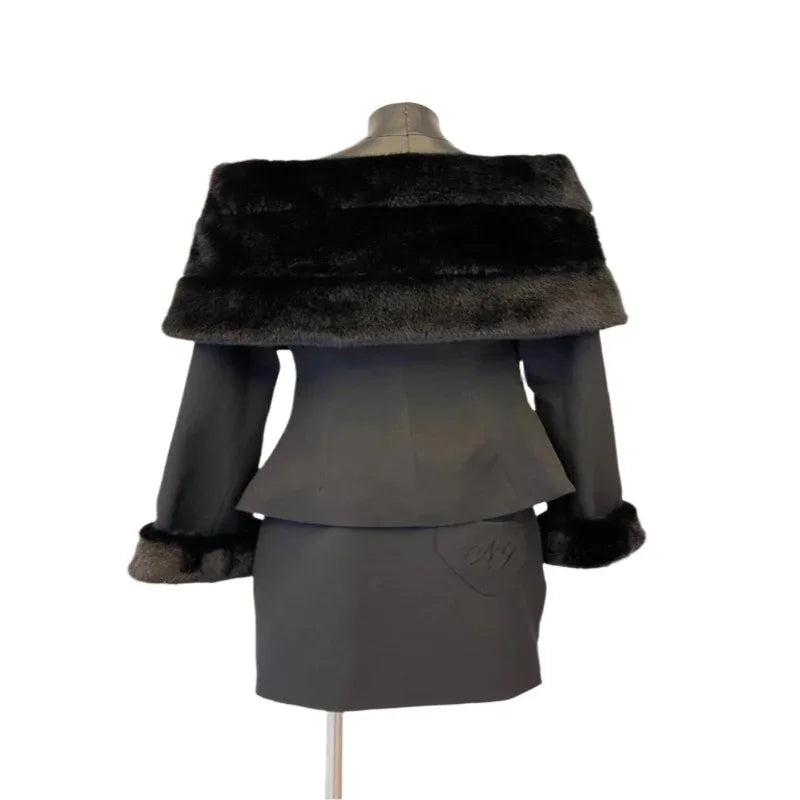 Fashionable Spring Off-Shoulder Short Fur Coat