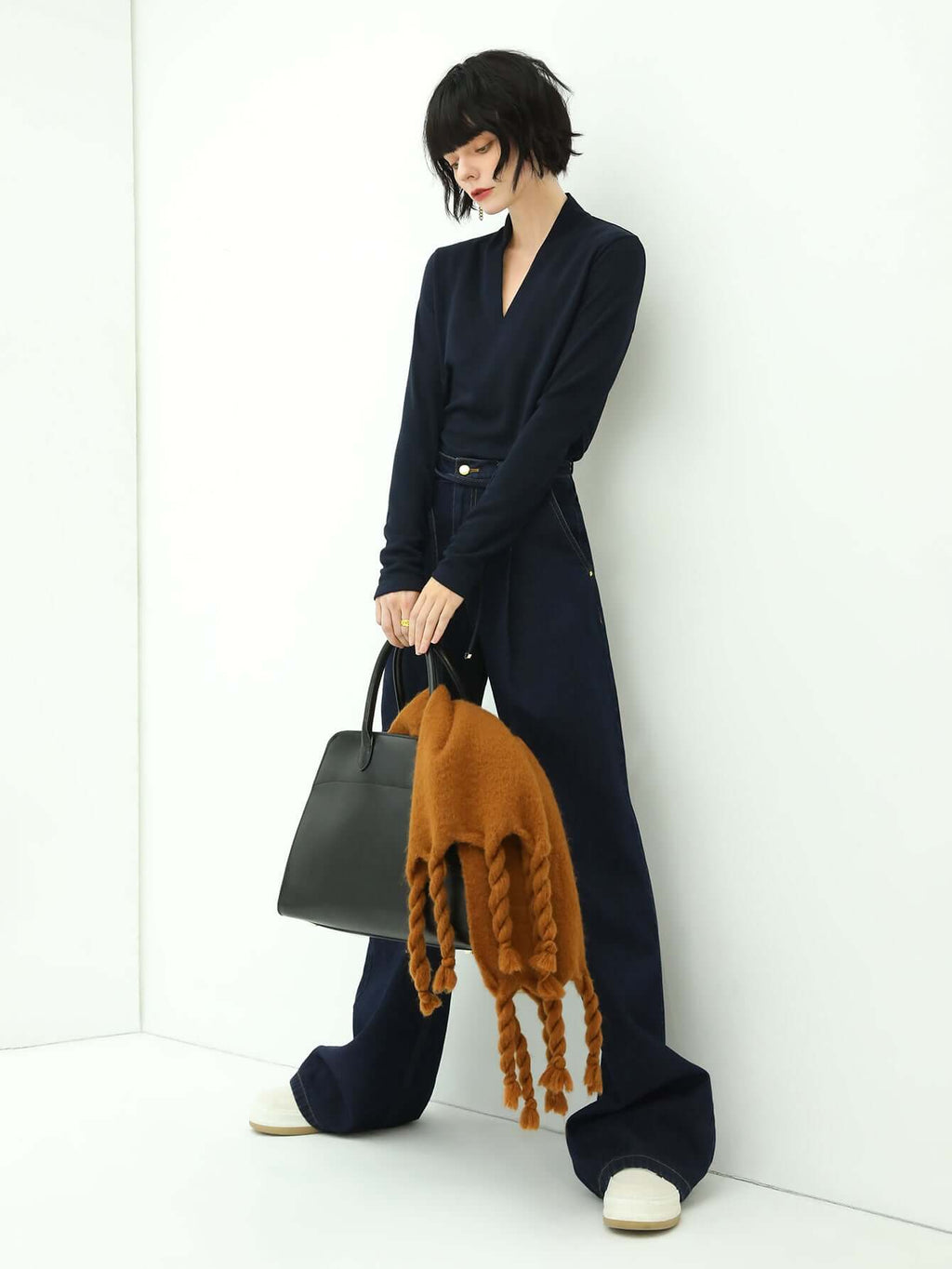 High-Waisted Straight Leg Jeans in Navy-1