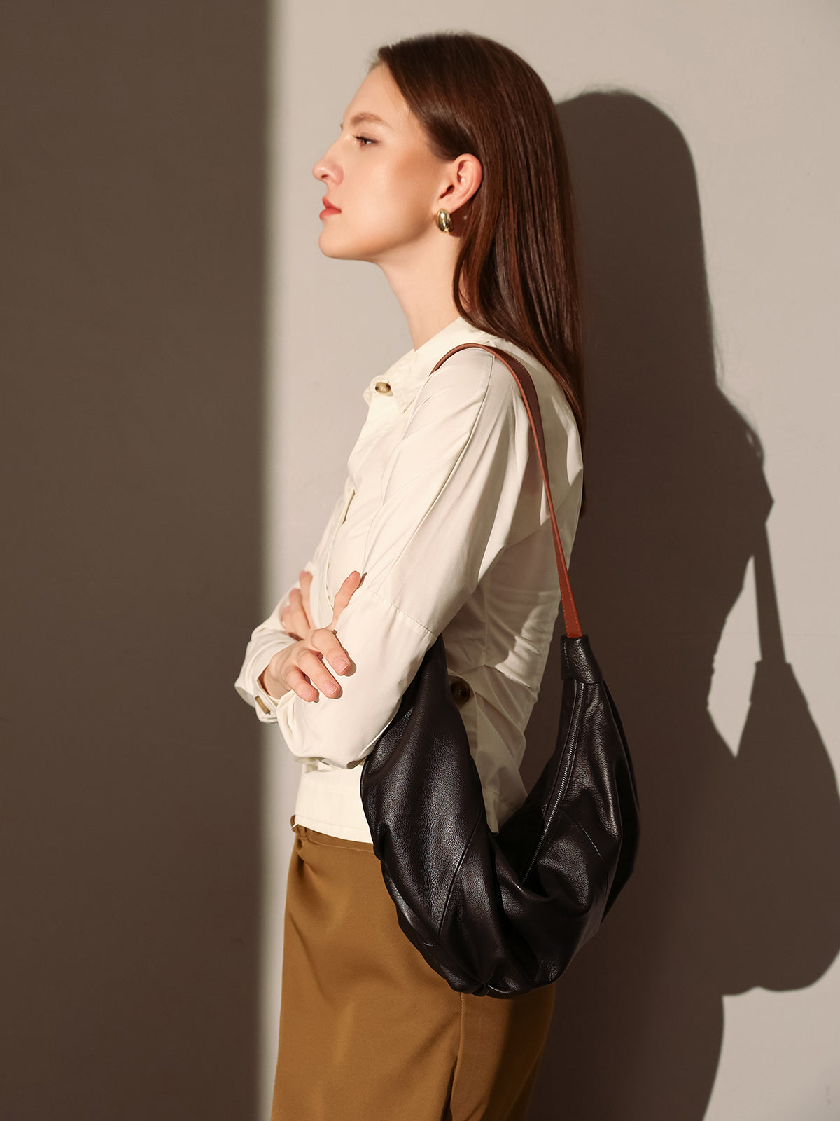 Le Maison Croissant Shoulder Bag-2