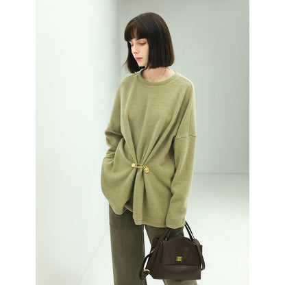 Oversized Green Fleece Knit with a Stylish Cinched Brooch Pin-2