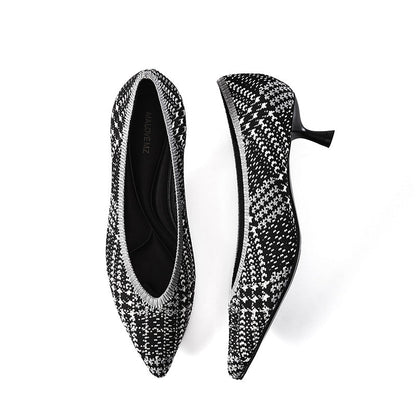 Stylish Pointed Toe Shallow Kitten Heel Work Pumps-2