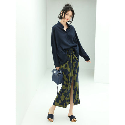 Twisted Front Green Geometric Green Midi Skirt with Front Slit-1