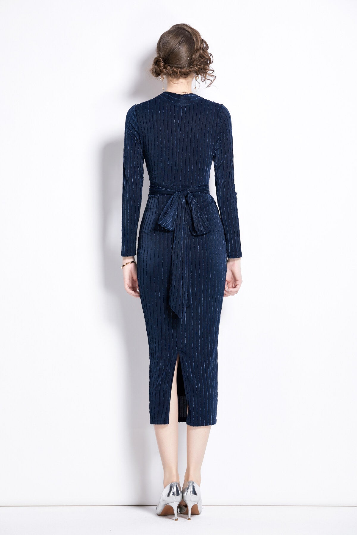 V Neck Tie Waist Bodycon Versatile Velvet Dress-3