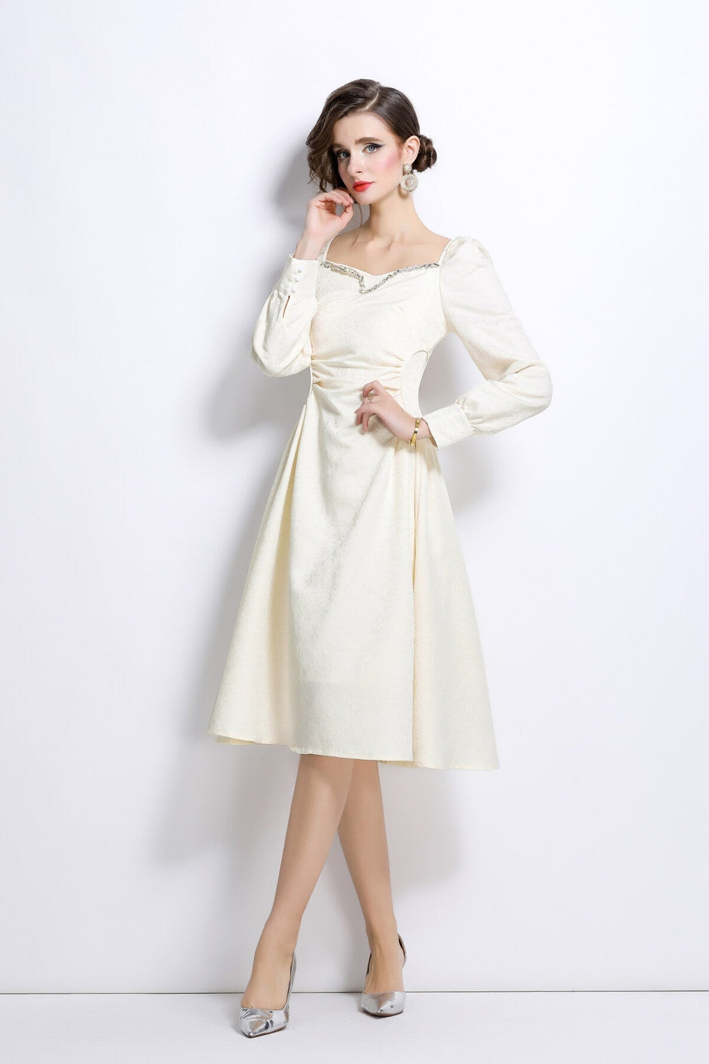 White Sweetheart Embellished Puff Sleeve Midi Dress-0